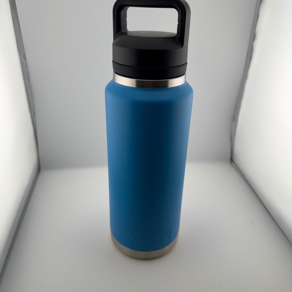 YETI Rambler Water Bottle 36 oz Pacific Blue Insulated Stainless Steel Chug Cap